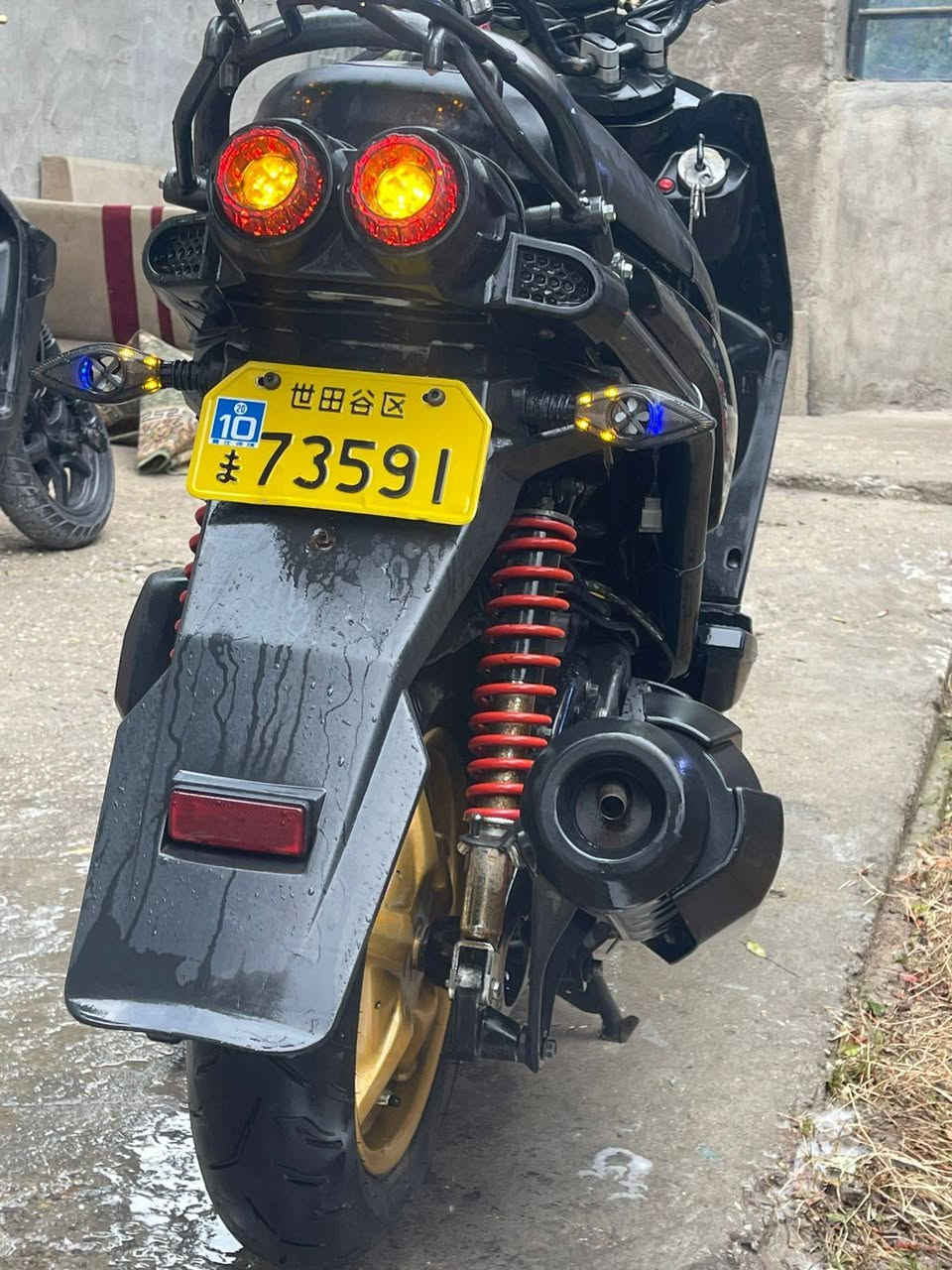 سلام عليكم دراجه سكنس جبلي 2014 صار شهر نازله من رمبه من صفاء الماجدي دراجه كفاله من البرغي للبرغي مكينه كفاله ناعمه متنسمع كفر ختم زوج كلجات رياضي اصلي مال تصفيخ أشاير شغال لايت زنون دشبول كله شغال كهربائيات كامله مرايات طياريه كفاله عامه تجي تاخذه من باب لبيت مكاني زعفرانيه *********** سعره واحد وميه وخمسين
