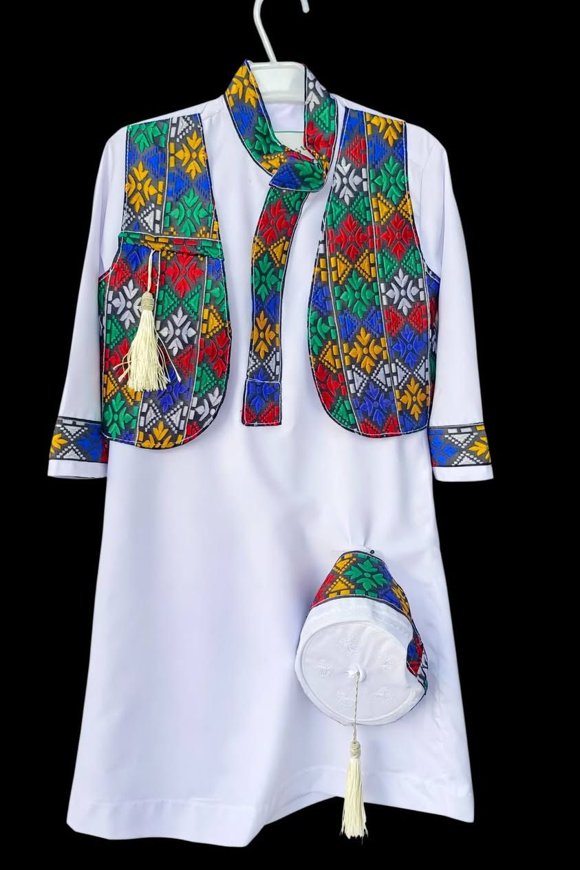 #النازك_دشداشة_يلك
سيت اطفال لكل المناسبات 

دشداشة ويلك وعركجين 

قماش زبدة يابانية 

باب اول 

جملة /مفرد 

من عمر سنه الى 6 سنوات 

متوفر 50 موديل 

خياطة حسب الطلب 

#شركة_النازك_للقماصل_الجلدية
tiktok.com/@alnazzikdeshdasha

للطلب ***********
