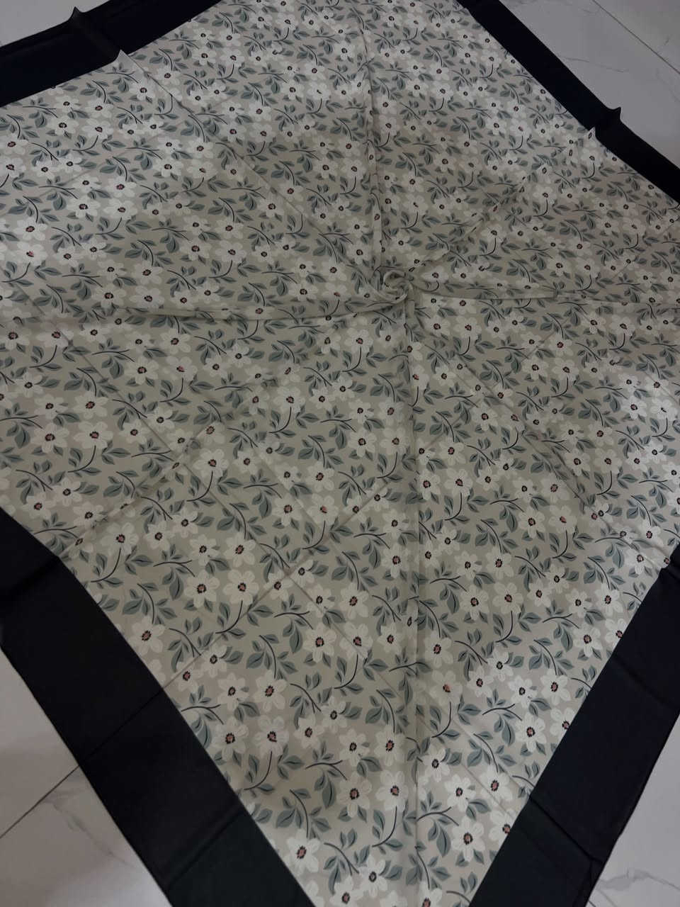 الوان والنقشات يبناتتتت تحفه 🥹💕💖

احتاريت يانقشه اخذ كولهن يمووتن 😭😂

#لطلب مراسله على الخاص


**إذا كنت صاحب هذا الإعلان وتريد حذفه لأي سبب، رجاءا أرسل رسالة إلى الدعم الفني**