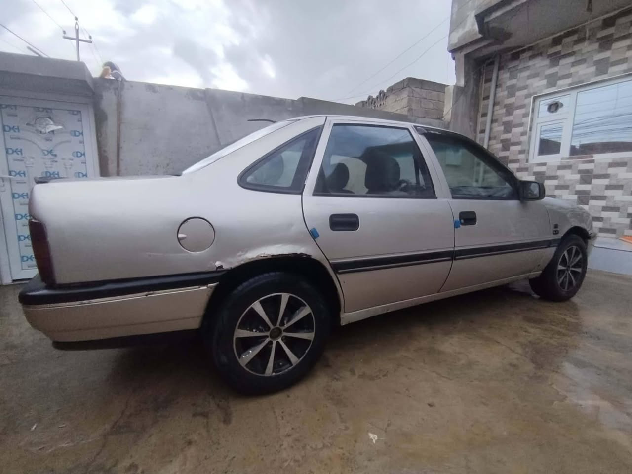 سلام عليكم فكترا حجم 18 موديل 92 سياره حلوه قاعده رقم نينوى الماني شرطه تحويل سيارهرسياره سياره مرتبه قاعده حلوه نظيفه لون سلفر حلو يعني اللون السلفر حلو سياره السعر 38 وبيها مجال السياره عنوان موصل الرشيديه سياره مال جناي يعني ويلكم جير عادي قفل مركزي رقم نينوى يعني سياره حلوه جاهزه مال جناي السعر 38 وبيها مجال***********
