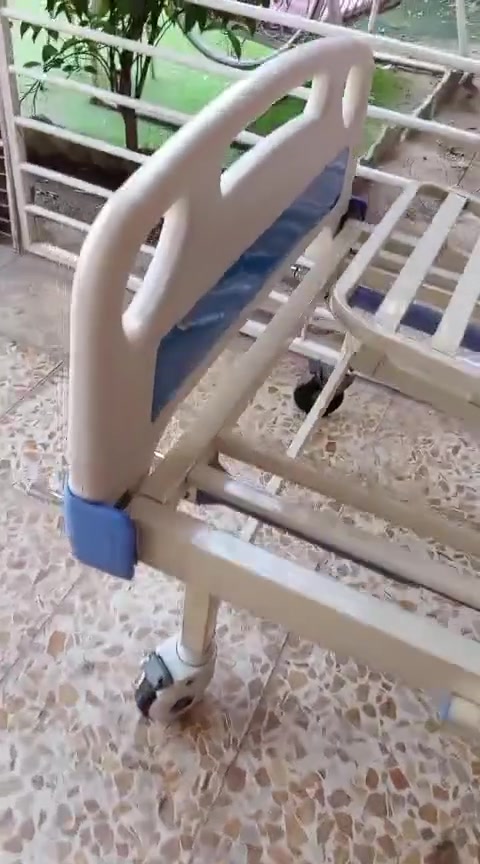 السلام عليكم مابية شي قيم واخذ بس مو كسر بل سعر


**إذا كنت صاحب هذا الإعلان وتريد حذفه لأي سبب، رجاءا أرسل رسالة إلى الدعم الفني**