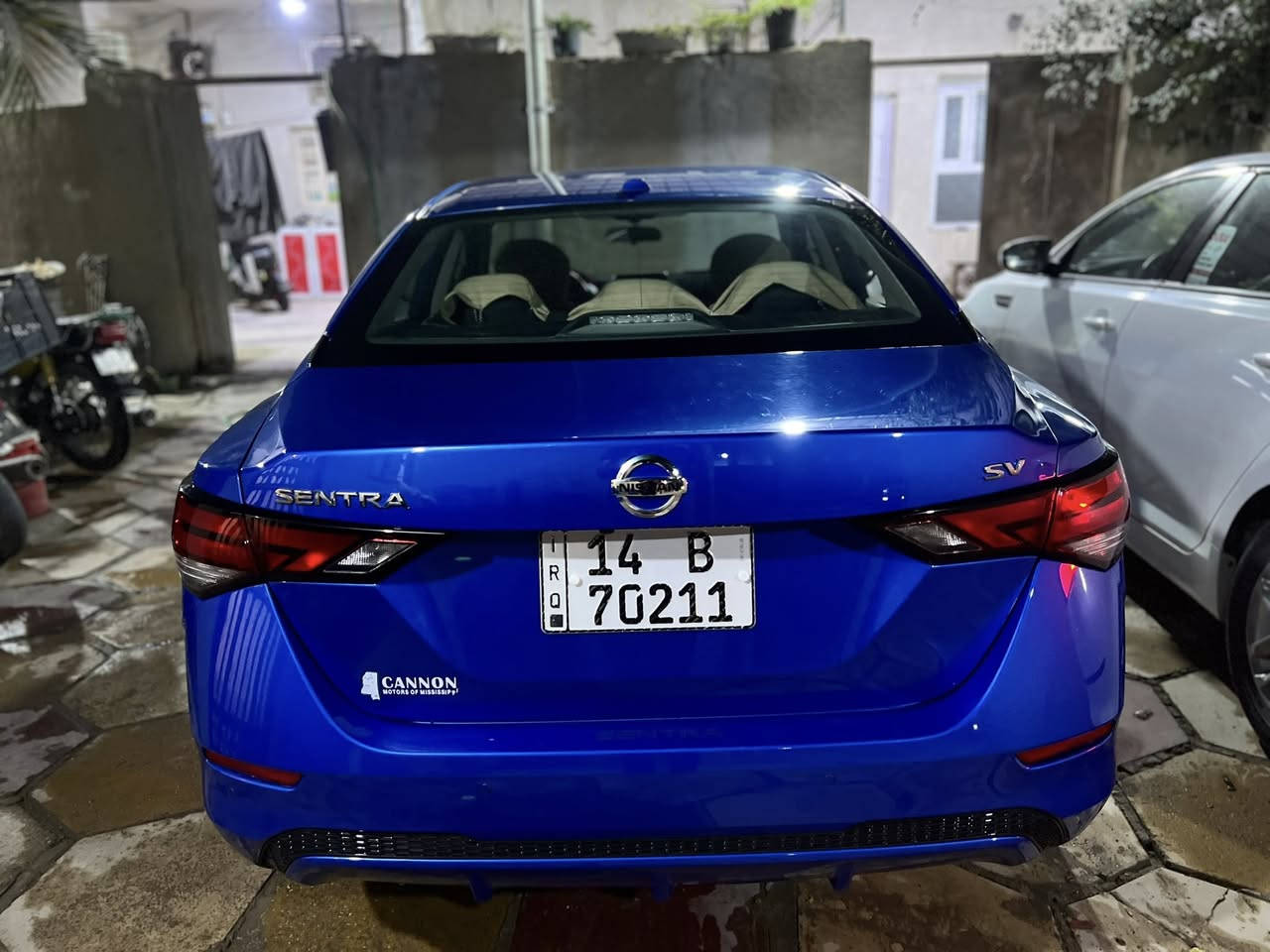 نيسان سنترا2023ماشيه12الف  سيار جديده سعر140بيها مجال قليل لاستفسار ***********
