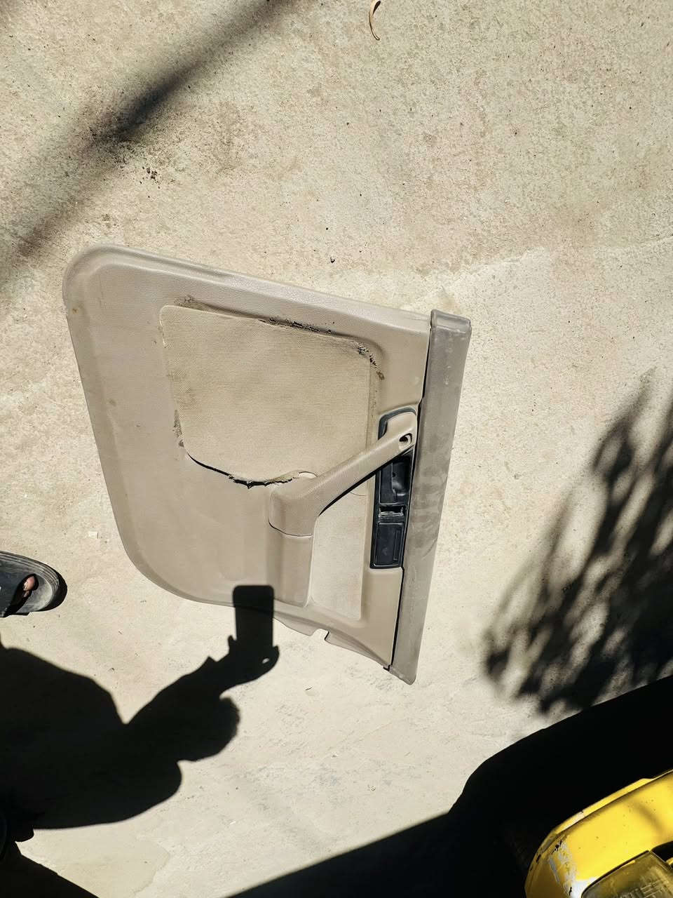 تخم بطاين مال ٥٠٠ للبيع 
نضاف حلوات عوزهن شويه ترتيب 
سعرهن ٢٥٠ الف 
مكاني نجف 
***********
