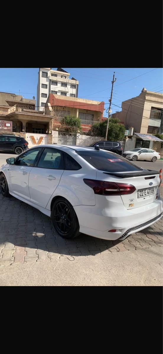 فۆرد فۆکس 2016 
مواسفات Se . sport 
ناو حەفت ڕەنگ ، پێش تیتانیۆم 
مەکینە V4 کەپس ، گێڕ بەبیلاد گۆڕاوە ، 
ڕۆیشتن 120 هەزار مایل 
ڕەقەم سەنەوی نوێیە 
چاملغ و ڕوبعێک بۆنیت و بستەک شان سبوغ ، ۲ تەعدیل لە دەرگا 
بێ ژوورێ ، بێ ئێڕباگ 
نـــــــرخ  ٨٨ مجال
***********واتسب أربيل, العراق
