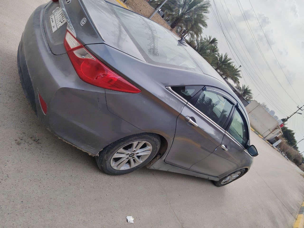 سوناتا 2014 بيه جاملغ وربع البنيد وهلال خلفي بدون دواخل رقم بابل مشروع وطني كير ومكينه وحداديه وتخم تاير جديد اي استفسار اتصل مكان بالحله السعر  98
***********
