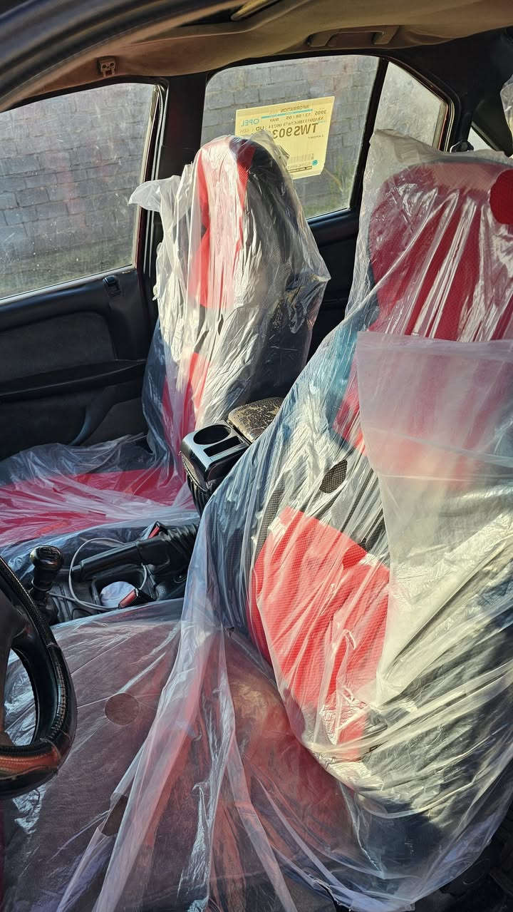 للبيع موديل 93  مكان الكرمه سعر 35 

***********
