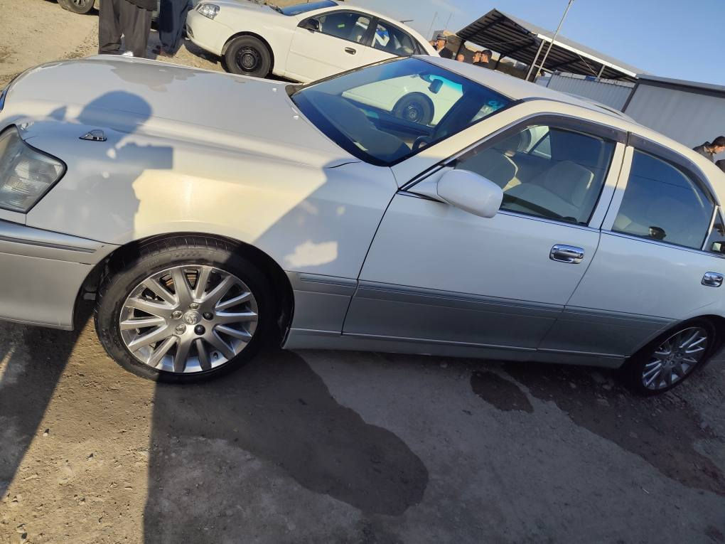 مە لیکە مۆدیل ٢٠٠٣
مه کینه دیڤۆری بچوک 
دوو دوگە 
بڕاوەیە 
نمونه له جوانی 
هیچ مە سره فی تیدانیه 
سعری٤٠گە ڵا
ژم ***********
ژم*********** رانية, السليمانية
