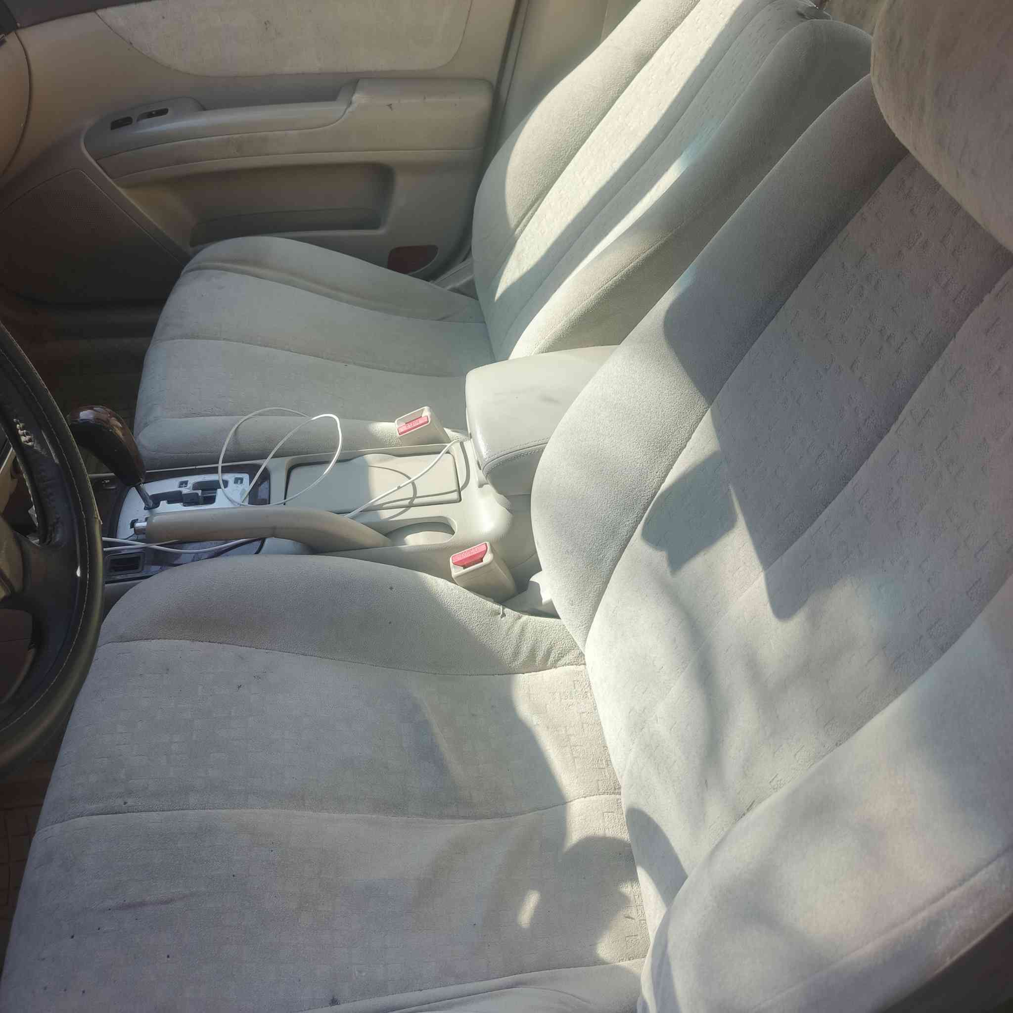 السلام عليكم سوناتا للبيع موديل 2006 6 سلندر  مصبوقه لجماليه فقط حادثه من امريكا جمالق وباب السايق والي عنده مراوس اراوس *********** كربلاء الحسينيه
