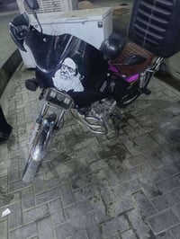 موديل 24 بيها نقوصات بسيطه اوراق كامله رايدها 600 وبيها مجال قليل مكان...