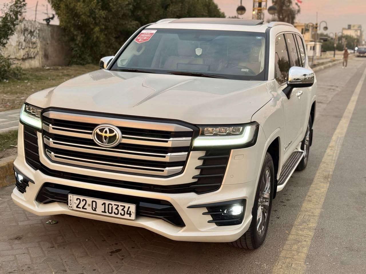 السام عليكم للبيع لاندكروزر 2024
ماشي 10 الف بعدهي السياره جديد كلش ومكفول من الصبغ والبارد والسياره وكاله ساز ضمان ادمن بلشركه 
موصفات السياره VX
فول موصفات 
شاشه جبير 
مقاعد امامي خلفي كهرباي 
كشن ذاكره 
رادره امامي 
كامره خلفي 
سستم صوت 
كشنات تدفئه تبريد 
صندوك كهرباء 
باقي موصفات معروف للVX
مكانه السياره قرب شارع فلسطين 
***********
