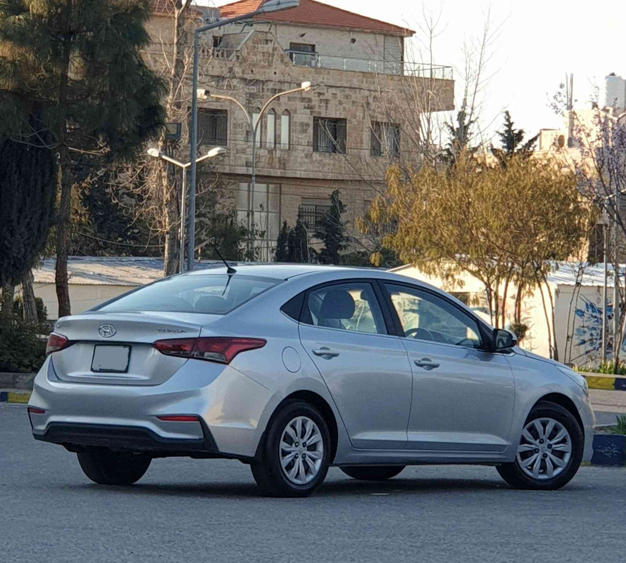 💥فقط بسعر 8,800 دينار💥
للمعاينة: 0790092024

هيونداي اكسنت موديل: 2020

فحص: 2 جيد خلفي  2 دقات  امامي

-المسافة المقطوعه 126 الف كم

-ترخيص سنه كامله

-محرك 1600cc

-جير اوتوماتيك ( توبترونك ) 

-تحكم طاره

-مرايا كهربا

-كشافات

-سنتر مركزي

-Airbags

-Bluetooth, Aux, USB,

السعر: 8,800 دينار قابل للتفاوض

لمزيد من المعلومات:

 ☎️ 0790092024


**إذا كنت صاحب هذا الإعلان وتريد حذفه لأي سبب، رجاءا أرسل رسالة إلى الدعم الفني**