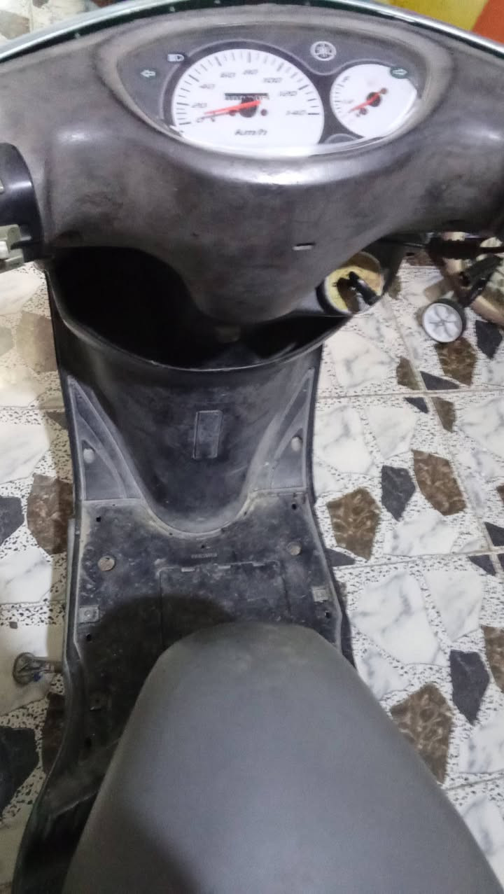 بريز متروكه يرادله تجفيت وكم مابيها مكان بغداد الشعب ***********
