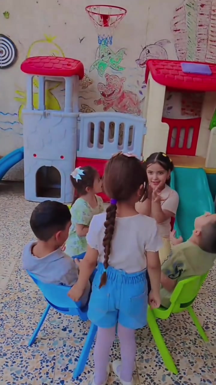 📢 إعلان بدء سمر سكول
تُعلن روضة وحضانه الطفل السعيد عن بدء البرنامج الصيفي.         (summer school)   
برنامج صيفي مميز يجمع بين التعليم... الترفيه
وتنميه المهاارات ضمن اجوواء مليئه بالمرح والتسلية🩷حيث نقدم لأطفالنا الأعزاء:
✨ تدريس جميع المواد بأسلوب مبسط واحترافي
✨ أنشطة تعليمية ممتعة تنمّي مهارات الطفل
✨ ألعاب  يوميه لإضافة أجواء من المرح والسعادة
✨ سفرات وفعاليات مميزة خلال فترة الدوام الصيفي
🌟 صيف مليء بالتعلم والمرح بانتظار أطفالنا الأحبة 
       أهلاً وسهلاً بكم 🌟
حضانة وروضة الطفل السعيد النموذجيه الاهليه 
للتواصل والاستفسار  على الارقام التالية
‏‪ 0772 884 6841‬‏/ ***********
