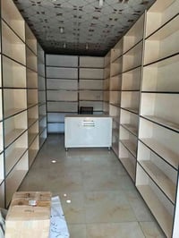 فاترينات للبيع نضيفات جدا استعمال قليل للأستفسار 07869539939