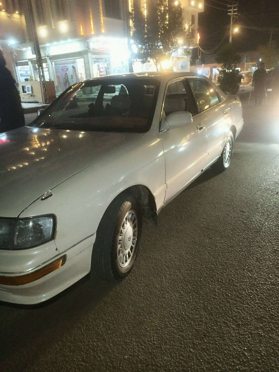 السلام عليكم بطه البيع موديل 92تبريد شغال الايت زنون كهربائيات شغاله  مكفوله كير ومكينه3000 جدد من كص وعيب  شرعي رقم نكلزي بسمي سعرها 53 عنوان بابل الحمزه الغربي رقم تلفون ***********
