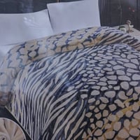 للبيع بضاعه انواع الفرشات والبطانيات بسعر الجمله وبيه مجال تصفيه محل ا...