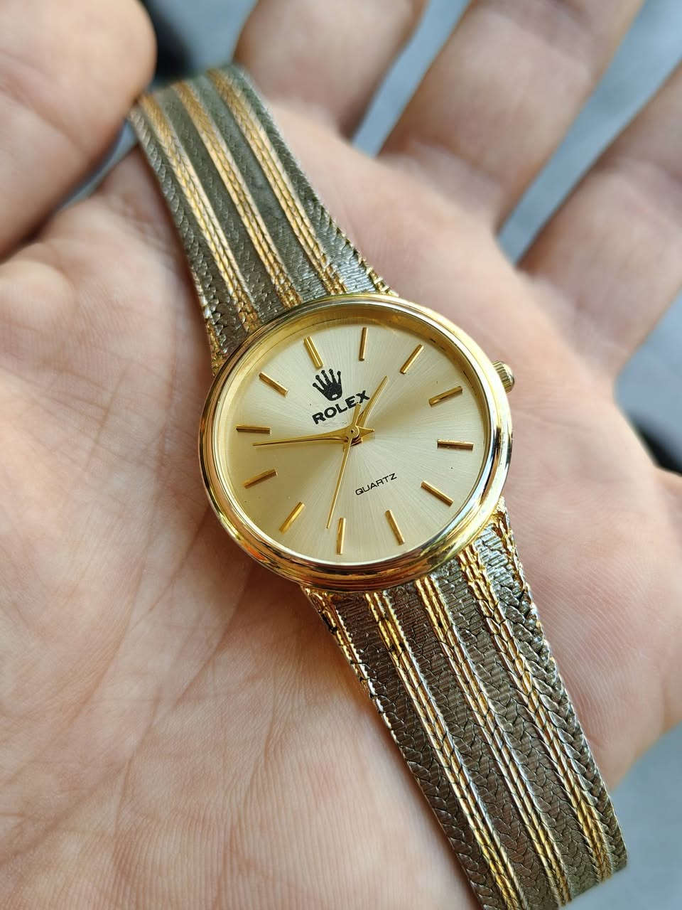 سیر حصیرە مودیل کلاسیکی  بالە اوروبی للبیع
توصیل موجود واتساب ***********
