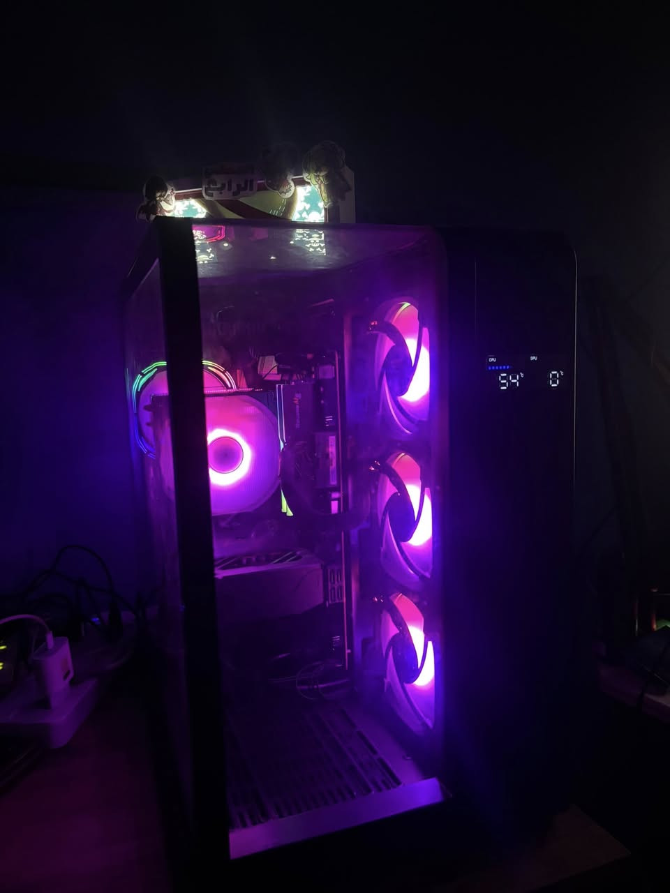 السلام عليكم PC GAMING  للبيع
المواصفات: 

Processor    AMD Ryzen 5 9600X 6-Core 3.90 GHz
Installed RAM    32.0 GB
Storage    932 GB SSD WD Green SN3000 1TB, 954 GB SSD Lexar SSD NM620 1TB
Graphics Card    AMD Radeon RX 9060 XT (16 GB), AMD Radeon(TM) Graphics (486 MB)
Motherboard      Msi B650 wifi plus
Case   L280 Black  
تشغل احدث الالعاب بسلاسه تامه وباعلى اعدادات تلعب وانت مرتاح 
السعر : ٢,٢٥٠,٠٠٠


**إذا كنت صاحب هذا الإعلان وتريد حذفه لأي سبب، رجاءا أرسل رسالة إلى الدعم الفني**