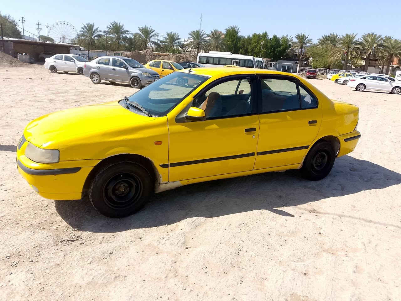 السلام عليكم
سمند 2009 رقم نكليزي بغداد 
مصفره هيئه وغرامات مداور ثاني يوم 
محرك وكير بيجو فرنسي 
السياره جاهزه كل شغال ماعدا تبريد مابيها 
السعر 25 ورقه وبيها مجال
العنوان حله شارع 80 مقابل العاب أرض بابل 
*********** رقم تلفون بي واتساب ممتواجد ع الفيس
