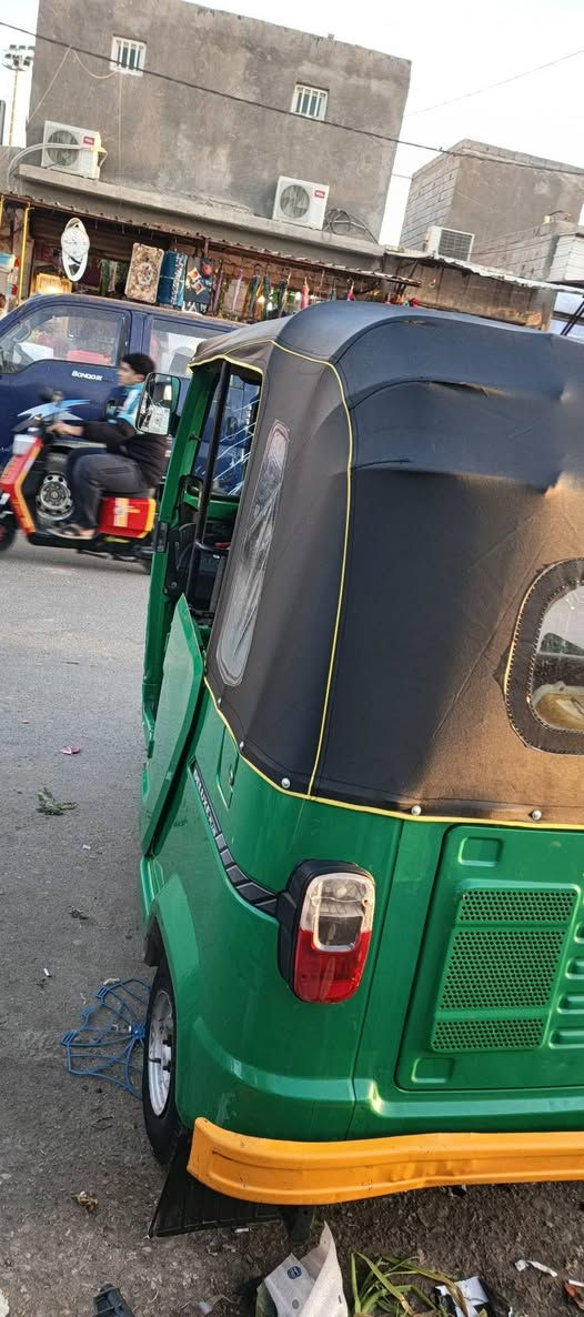 تكتك للبيع موديل 2021 بشهر 8 تكتك نضيفه لسعر 7500 وبيه مجال رقمي***********
