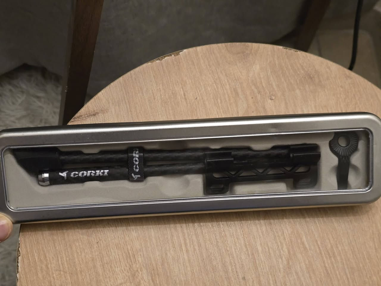 يا الله يا رزاق 👋
**🚴‍♂️✨ هلا بالشباب محبّين الدراجات! ✨🚴‍♀️
#متوووووفر 
#السعر ٢٦ الف
جماعة تخفيف الوزن الدراجة الماعدكم ستاند تعال لييييييه 🤣
الاصلي يمي عمي تدللون علينه  😍 
ستاند محمول ماركة CORKY  العالمية 🖤💛
كاربووووون الوزن ريشة 🐦 
شكل خورافي وناعم وقوي بنفس الوقت 😉
يرهم للرود والكرافل والهجين والجبلي 🫡🫡
وسعر الموقع كدامك يابه 😅
.
.
.
متجر عبدالله المغامر يقدملكم افضل وأجود اغراض الدراجات الهوائية …🚲🚲🚲
✔️ شغل مرتب يخلي دراجتك فول وتخطف الأنظار 😎
✔️ أسعار مناسبة  لكل الميزانيات 👀
✔️ جودة أصلية وتحمّل عالي🚲
✔️ توصيل سريع لكل المحافظات 🚚💨
✔️ خدمة دعم بأي لحظة 💬✨
لا تضيع الوقت… جهز دراجتك وخلي طلعاتك أحلى ويا متجر عبدالله المغامر! 😍🚴✨
للأستفسار على الخاص او مراسلة الصفحة على الواتس آب 📞 📞


**إذا كنت صاحب هذا الإعلان وتريد حذفه لأي سبب، رجاءا أرسل رسالة إلى الدعم الفني**