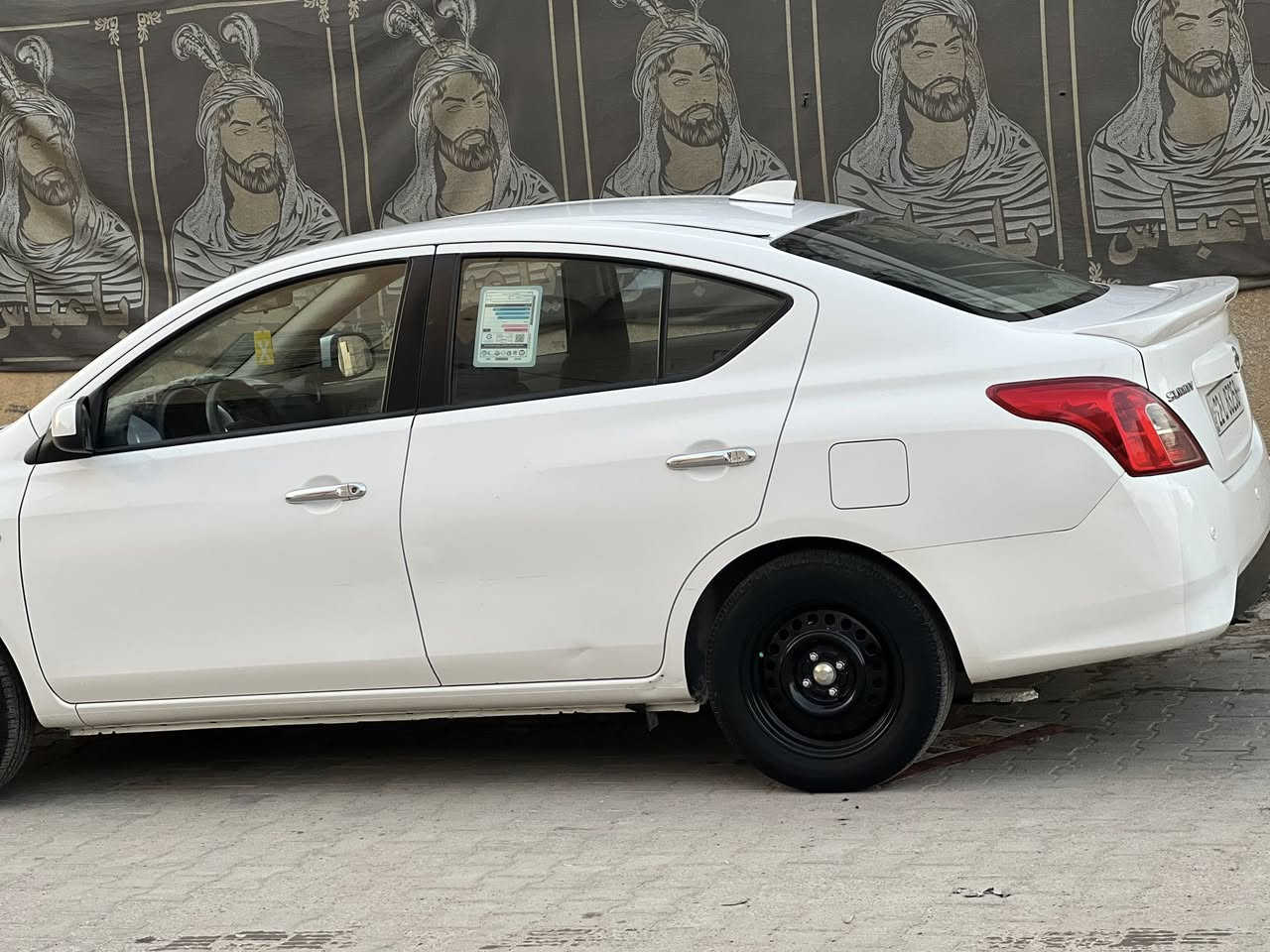 سلام عليكم نيسان صني مديل 2024
بيهه شخط بل بابين مبين بل صوره بل جاملق الخلفي أصبع 

سعر 122   بيهه مجال شي قليل 
***********
