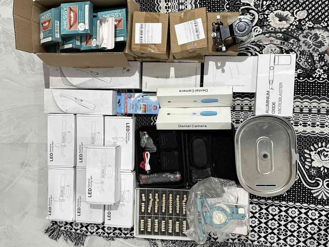 -ادوات اسنان . توصل خاص او واتس ***********
