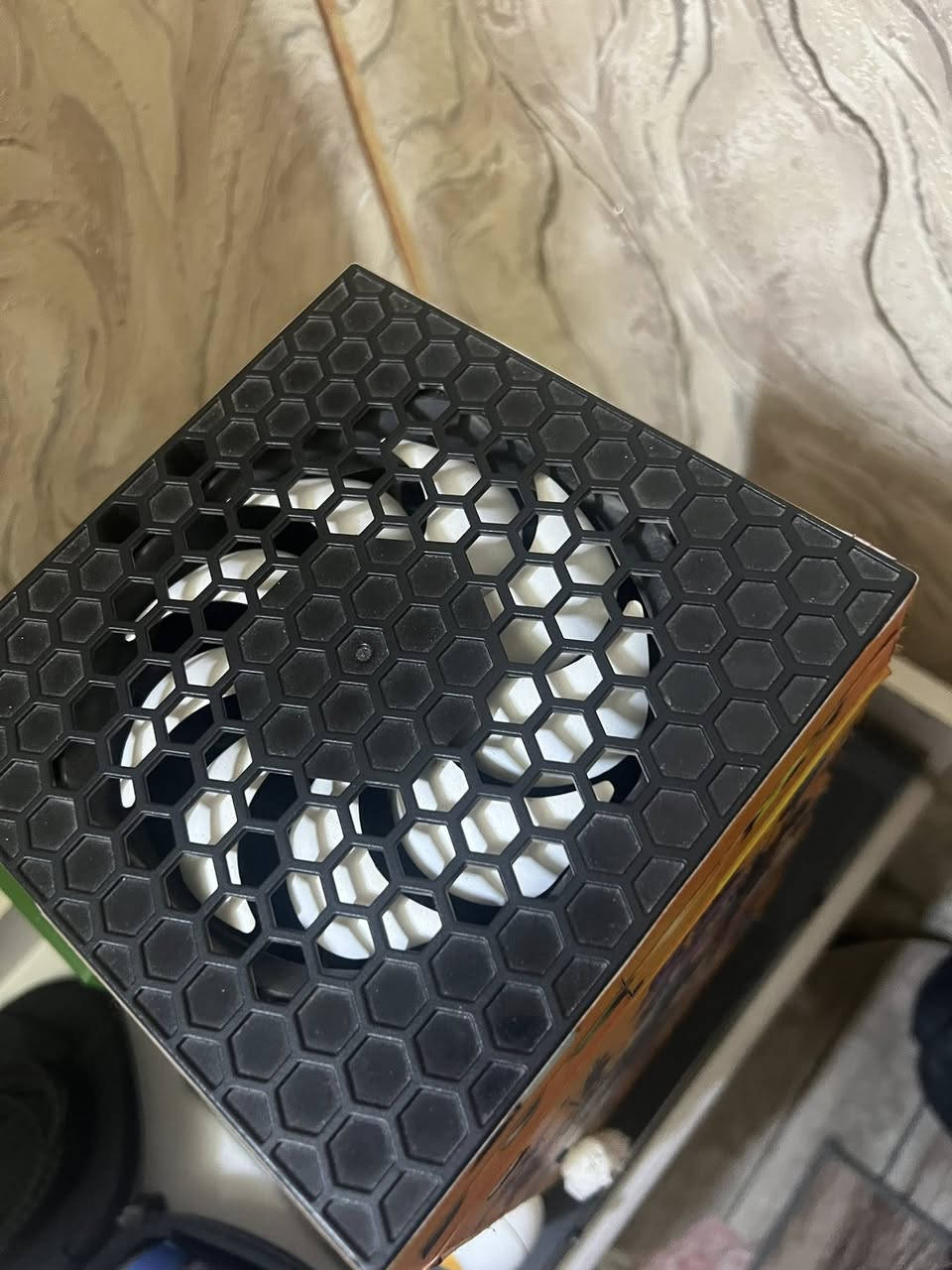 سلام عليكم شباب ‏السعر 675الف￼ ‏Xbox series X ￼ جميع ملحقاتة كاملة مع يد عترافية مع ستان مروحة لجهاز مع زوج قراص العبتين مع شتراك اني مشترك سنة بس ماعرف جكد باقي لو5تشهر لو6تشهر
‏كل الملحقات كاملة كل قطعة كرتونة موجودة ￼
‏الجهاز مبدل CD والسيد القديم مالته موجود أنا بدلته بالبيت حتى عندي صور قبل لا أفتح الجهاز ￼ بس كل شيء ما بية الله شاهد على كلامي الجهاز مال البيت وتجي للبيت تأخذه وتطلع راض إن شاء الله ويا لعبة 
مملوكة رز نت Evil4
‏مكاني بغداد أي استفسار اتصال 
*********** ￼
