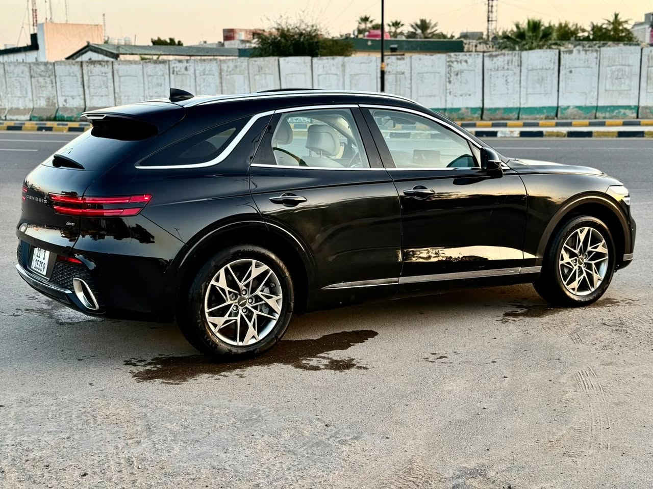 Genesis Gv70 2.5T Awd
وارد امريكي صور الحادث ورقم الشاصي بالمنشور تبديل بابين وجاملغ والبنيد مصلح ومصبوغ 
رقم بغداد شهداء وكالة عامة بسم المشتري

موديل 2024
مكينه 4 سلندر 2500 تيربو
دفع رباعي 4X4
سقف بانوراما 
بصمة تشغيل
بيبان بصمة
صندوق بصمة كهرباء 
كشنات خزّن ميموري 
كشنات جلد + تدفئة + تحكم كهرباء 
تدفئة ستيرن
شاشة كبيره 
نظام GPS
شاحن لاسلكي
كير ماوس
شفتات بالستيرن
تحكم ستيرن كهرباء 
رادار خلفي وامامي
رادار جانبي (نقطة عمياء)
حساسات خلفية
مري شفط وقلاب وترحيب
5 وضعيات قيادة 
وبعد هواي مواصفات 
السعر 225 ورقة بيع او مراوس حسب القناعة
للاستفسار ***********
