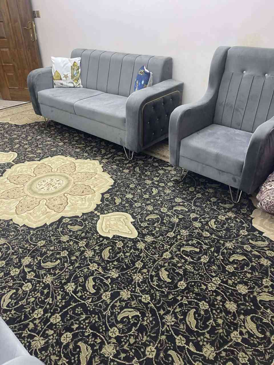 تخم عشر مقاعد تركي ثقيل جدا جدا.    اللون المرغوب رصاصي🩶
خالي من اي ضرر ٤٥٠ وبي مجال


**إذا كنت صاحب هذا الإعلان وتريد حذفه لأي سبب، رجاءا أرسل رسالة إلى الدعم الفني**