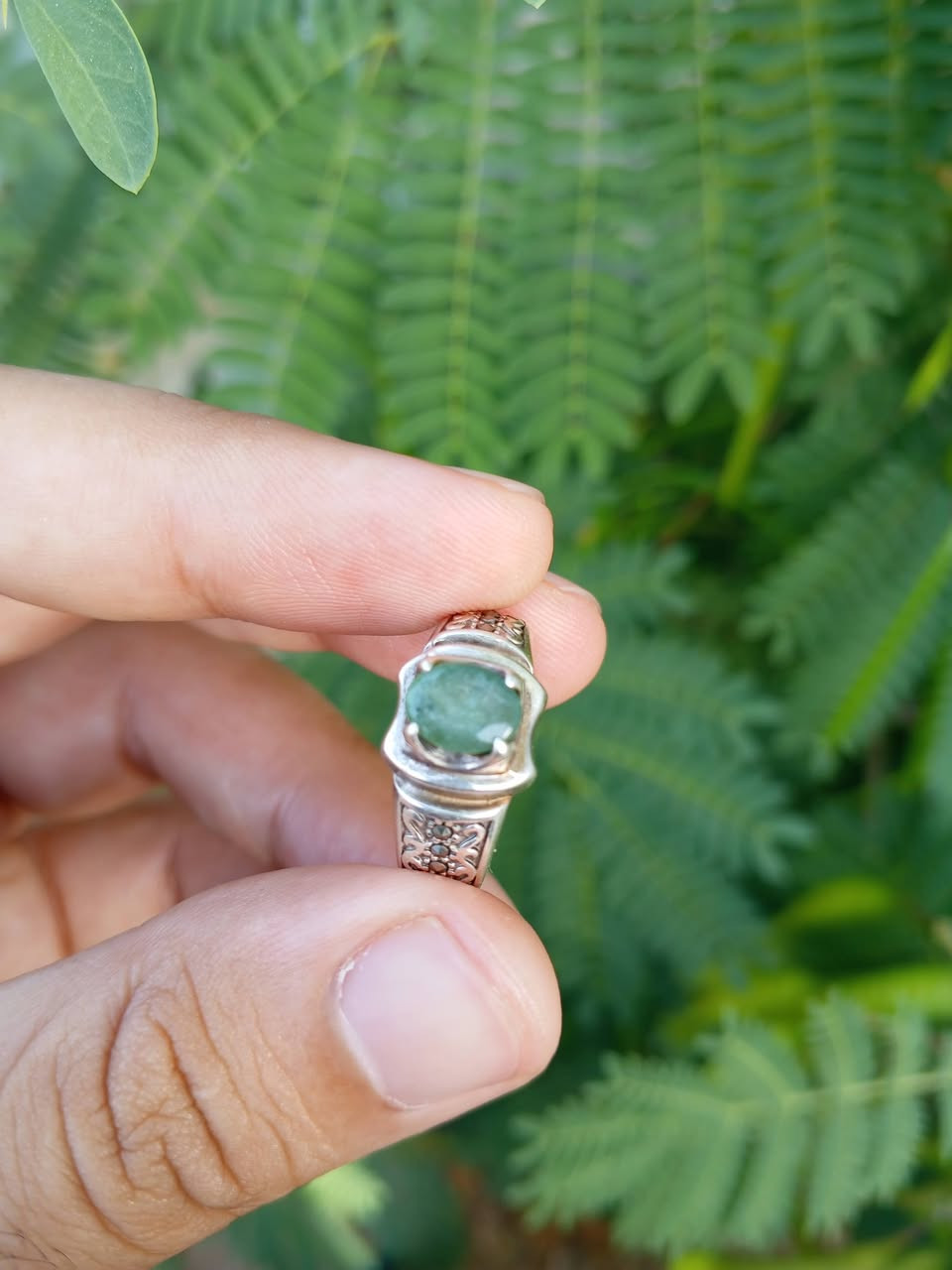 زمرد أفريقي أصلي 💚 African Emerald
مفحوص بجهاز فحص المجوهرات
السعر 55 نهايته والتوصيل مجاني مناسب لهكذا جوهرة ثمينة
الخاتم فضة عيار 925
قياس 23 (اذا طاع مو قياسك تگدر تكبره وتصغره يم أي صايغ)
التوصيل مجاني لجميع المحافظات العراقية مع هدية 🎁


**إذا كنت صاحب هذا الإعلان وتريد حذفه لأي سبب، رجاءا أرسل رسالة إلى الدعم الفني**