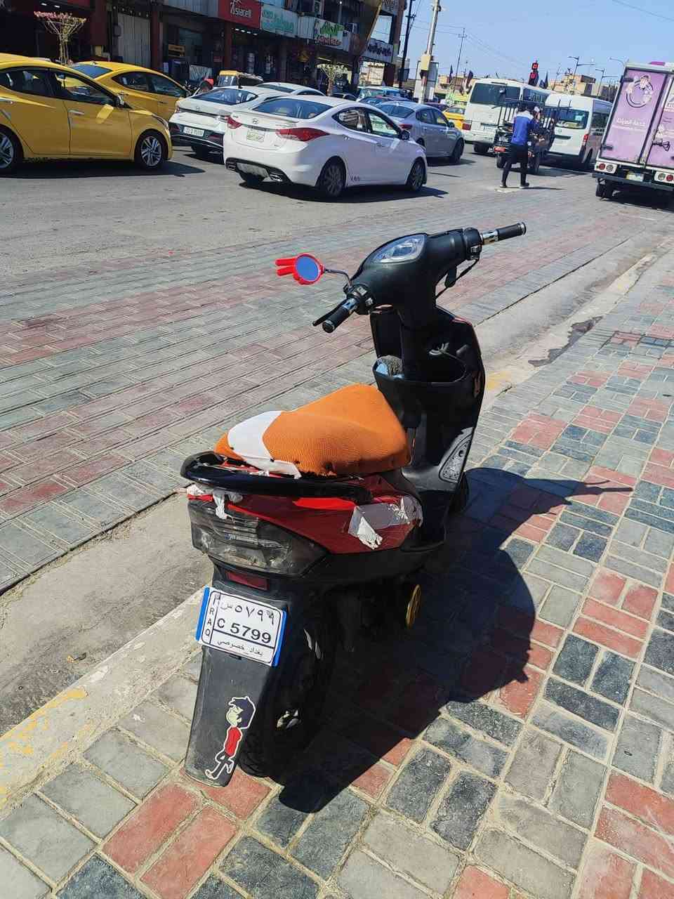 سلام عليكم دراجه ماكس عدله للبيع دراجه حيل نضيفه مزوده خمسه وخمسين دراجه تجي تأخذ شلعه ومعدل فول حيل قويه بس تخر بل تشغيل شويه دراجه نضيفه صبح بسرعه تشتغل شويه تخر لمكان طوريج ام لهوه مقابل مجمع دينار رقم ***********سعر 300بيه مجال
