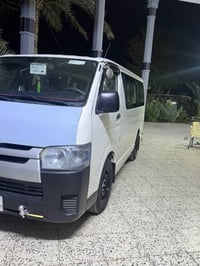 هايسه ١٤ للبيع 07852444321. 07515938102