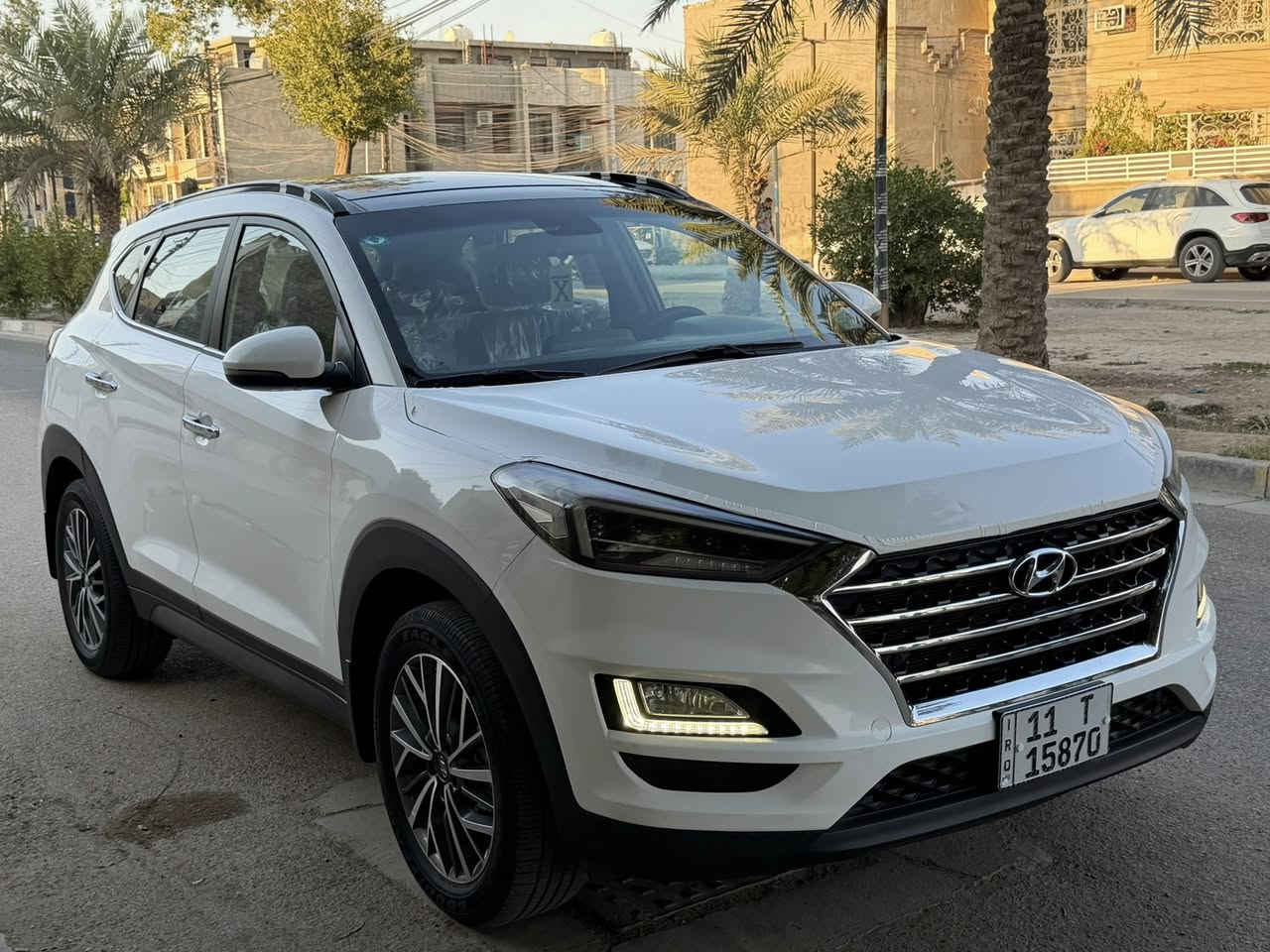 يالله
سلام عليكم للبيع توكسان موديل ٢٠٢٠ كفاله عامه ضربه صبغ تبديل كفاله كير مكينه حداديه تخم تاير كله جديد وشرط الفحص السياره فول مواصفات 
بانوراما 
بصمه
مري شفط 
٥ عدسات 
لد امامي
لد خلفي
ويل كبير 
شاحن وايرليس 
اشاير بل مري 
وبعد المواصفات المعروفه سياره بحاله الوكاله شرط الفحص ماشيه ٥٢ وعله الفحص العنوان بغداد السيديه السعر ٢١٠ وبيه مجال بسيط للاتصال ***********
