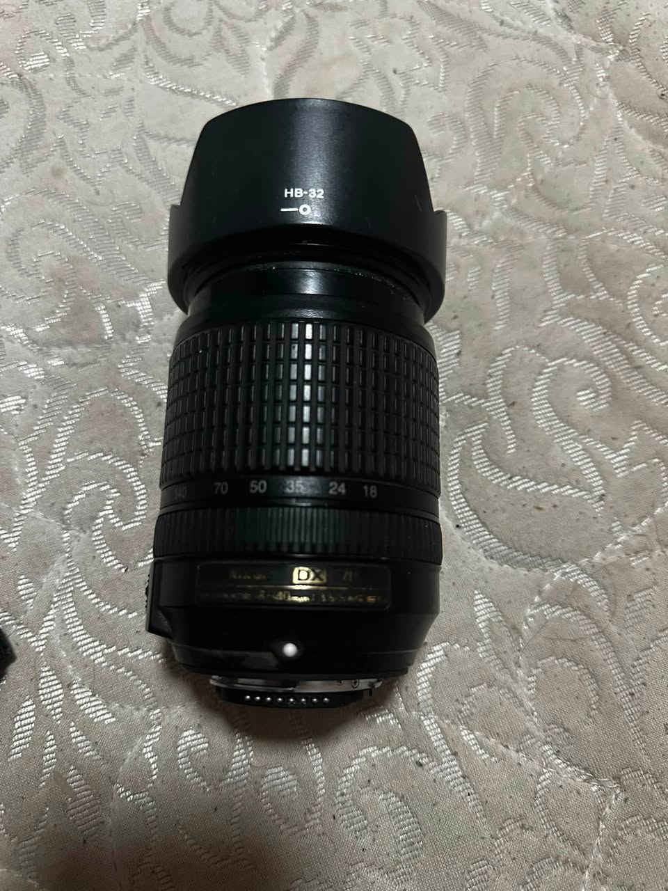 كامره نيكون D7500 وياهة رام وبطاريه والشاحنه مالتهة
ماداخله صيانه سعرهة ٨٥٠ الف بيهة مجال كلش بسيط 
واتساب ***********
