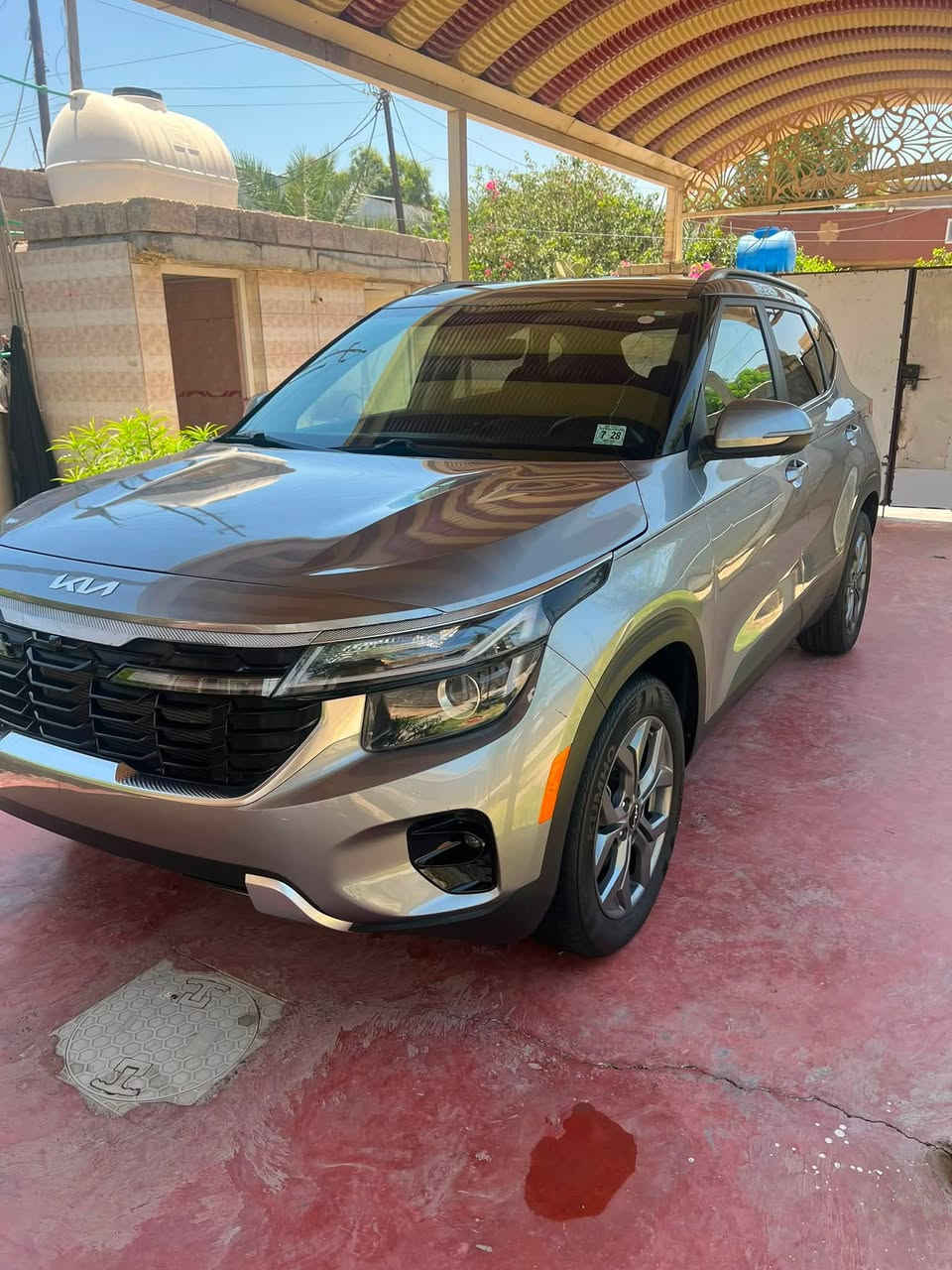 السلام عليكم كيا سيليتوس  موديل 24 حادثه فقط بنيد صبغ لاشاصى ولغد على سونار دخول جديد مكان بغداد ‭***********‬سعر 145بيها مجال
