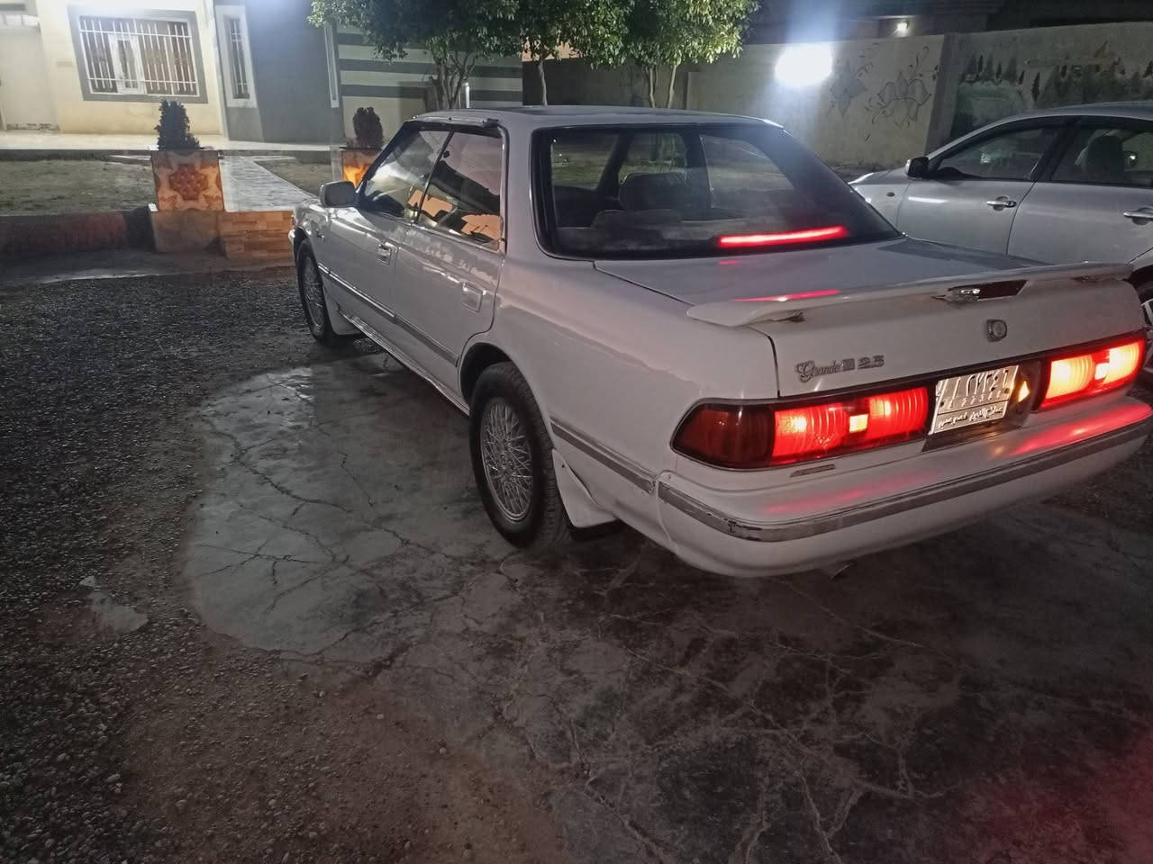 السلام عليكم
مارك عضم موديل 1993

كير محرك بطه 2500

سياره بلاديه مكفوله من الضربه

السعر 35 وبيه مجال

هاتف ***********
