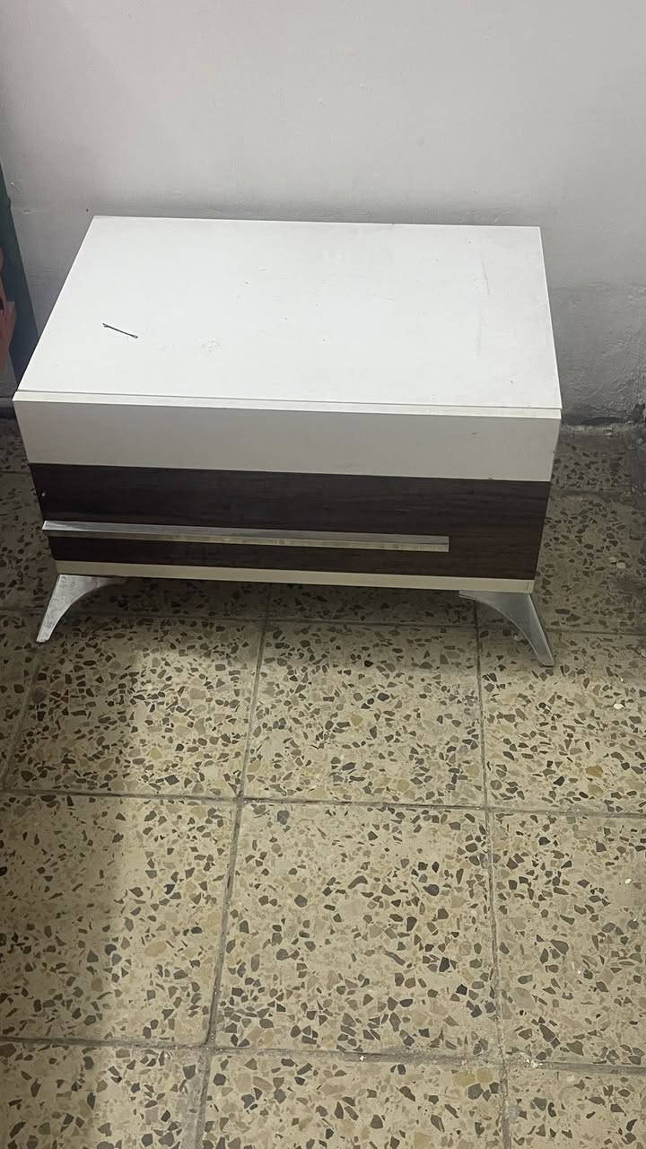 لبيع كنتور مع كومدي فقط تركي مستعمل
اللاستفسار ***********  موقع  بغداد الدوره
