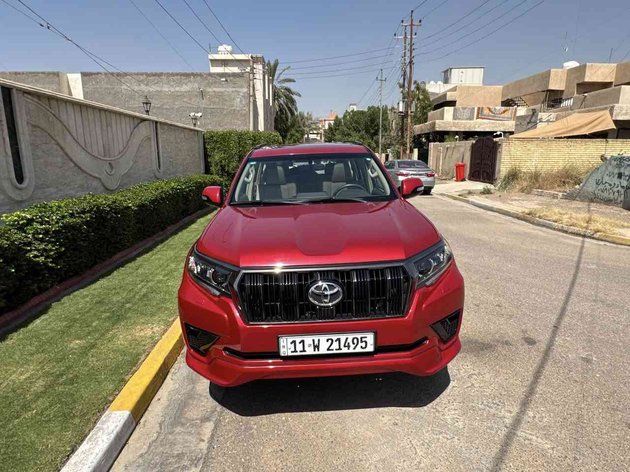السلام عليكم
للبيع برادو 2022 وكالة ضمان ساز رقم بغداد VX midnight edition ماشية 22الف كيلومتر مكفولة فول مواصفات سلايد بصمة دبل تانكي محرك 4000 داخل جلد كشنات كهرباء تبريد كشنات تحكم مقود جمع الجهات شاشة كبيرة لايتات زنون زراكات عاللايت حساسات خلفيفية شاشة وكامرة فور ويل سبعة راكب شاحن واير لس …..الخ 
السعر 47.500 دولار 
رقمي ***********
مكاني بغداد اليرموك
