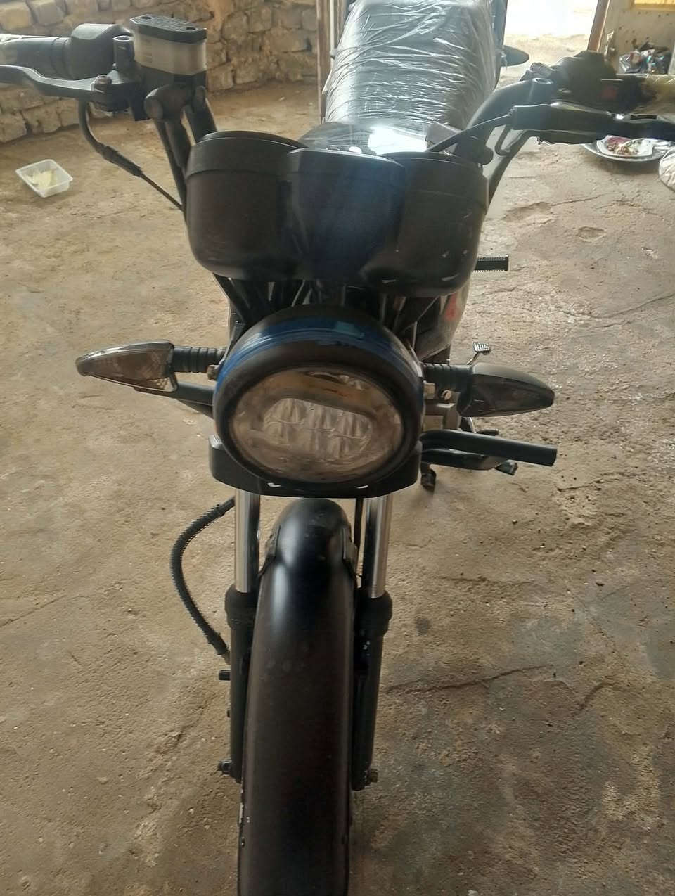 سلام عليكم شونكم شباب دراجه للبيع شاينك موديل 2025 دراجه جاهزه السعر 700 وبيهه مجال مكاني بابل الهاشميه رقمي ‭٠٧٨٣ ٨٢٣ ٣٧١٧‬
