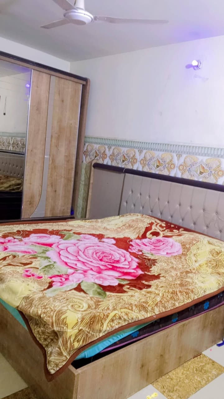 غرفه ضخمه وجبيره وجديده ب٥٥٠ 
وقاطع المنيوم ب٢٧٥


**إذا كنت صاحب هذا الإعلان وتريد حذفه لأي سبب، رجاءا أرسل رسالة إلى الدعم الفني**