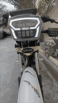 يالله
سلام عليكم دراجة سيفان موديل ٢٥ الدراجة كفالة ما عدا اشارة نقص عليها صلنصة رياضي وعقل رياضي مكينة ٢٠٠ 
ديالى بعقوبة ***********
