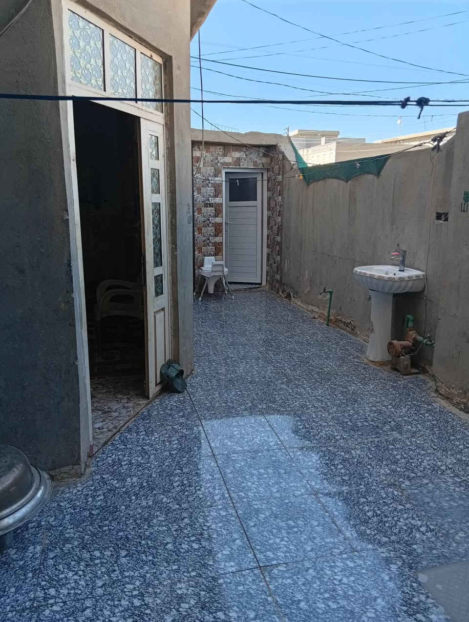 السلام عليكم 📢👏
#بيت #للبيع الفلوجه حي الشهداء بالقرب من عمارة الجنابي ...مساحته 130...طابقين غرفه نوم فوك وغرفه نوم چوه وباقي المشيدات معروفه 
سعره 90
طابو صرف 👏📢🕊️
للاستفسار اكثر الاتصال على الارقام التاليه 
***********
***********
متوفر واتساب همات 👏👏 
#مكتب #الأوس #للعقار #الفلوجه #حي #جبيل
