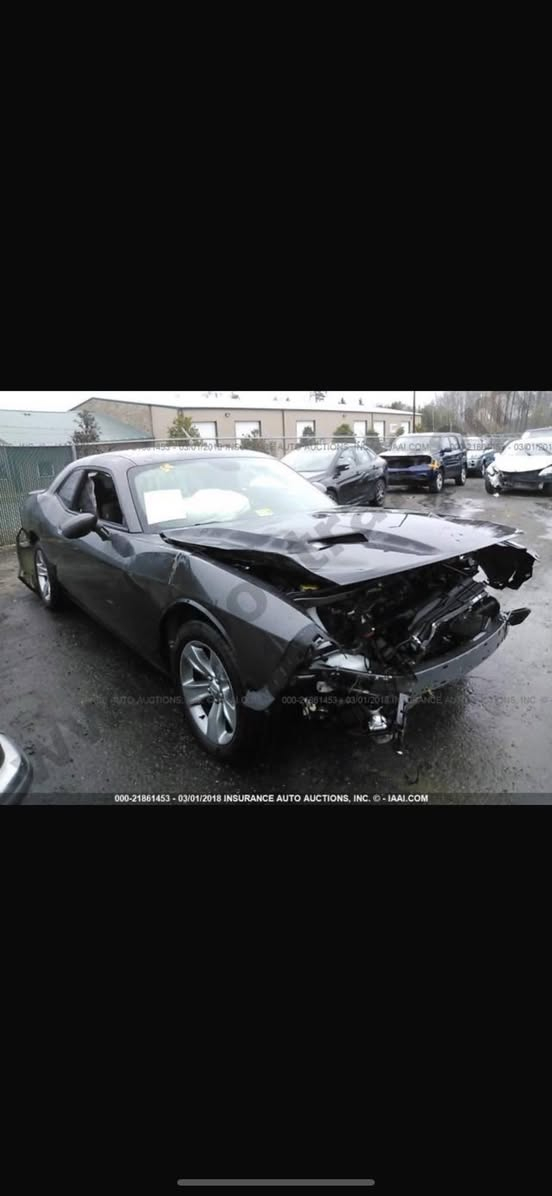 دوج جالنجر 2016 مكينه بلادي 
6استندر 
حادثه بل صوره 
3قطع 
سعر 145 وبيه مجال  
***********
