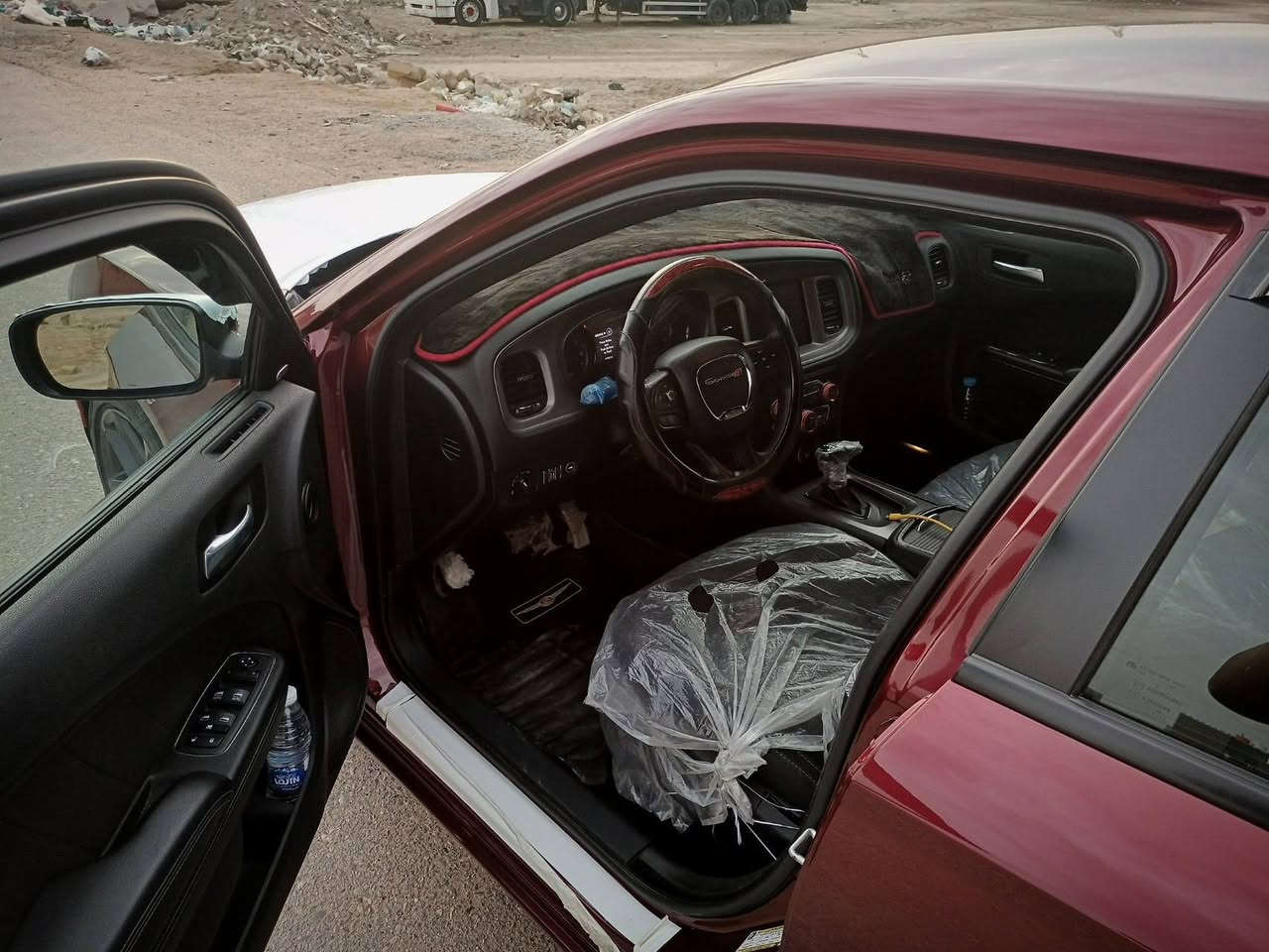 السلام عليكم. شارجر 2023.وارد امريكي الضرر فقط بارد بدايه البنيد. وشي قليل من الجاملغ الامامي  والباقي كفاله من فتح ومن تبديل ومن تكحيل وبدون قطره صبغ. مكينه 3600.كفاله كير مكينه حداديه اكسل سياره ماشيه 30.اللون 🍒كرزي. رقم بغداد باسمي شرط التحويل. نص مواصفات حساسات كشنات حظن شاشه جبيره. تو ويل الضرر مرفق ب الصوره. العنوان البصره  ***********
