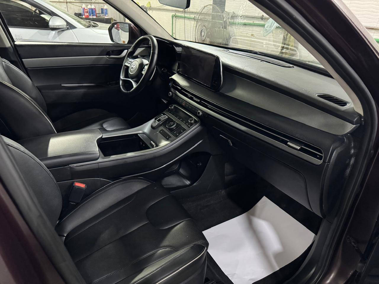 سلام عليكم ورحمة ***********
بلاسايد موديل 2025 داخله بكتاب شهدا مرقم وياها وكاله 
السياره صور الحادث موجوده بل منشور
جاهزه السياره ماشيه تقريبا ٧٠٠٠
مكينه كير صدر مكفولات السياره ابيع صبغ عام 
*********** واتساب
