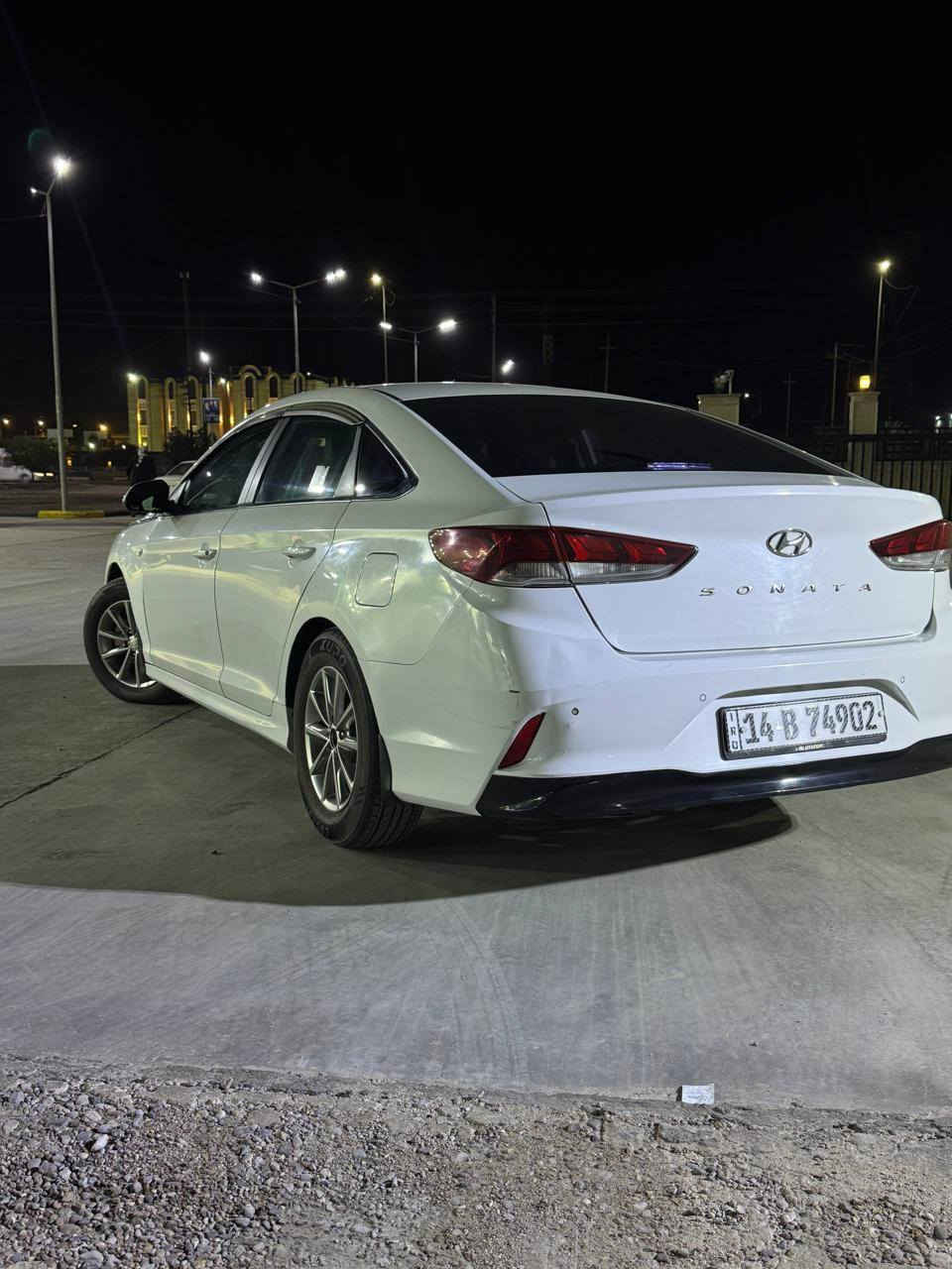 سلام عليكم سوناته للبيع مديل 2023 وارد كوري غااز بلاد سياره حلوه وكامله 
السعر 135 وبيهه مجال *********** البصرة, العراق
