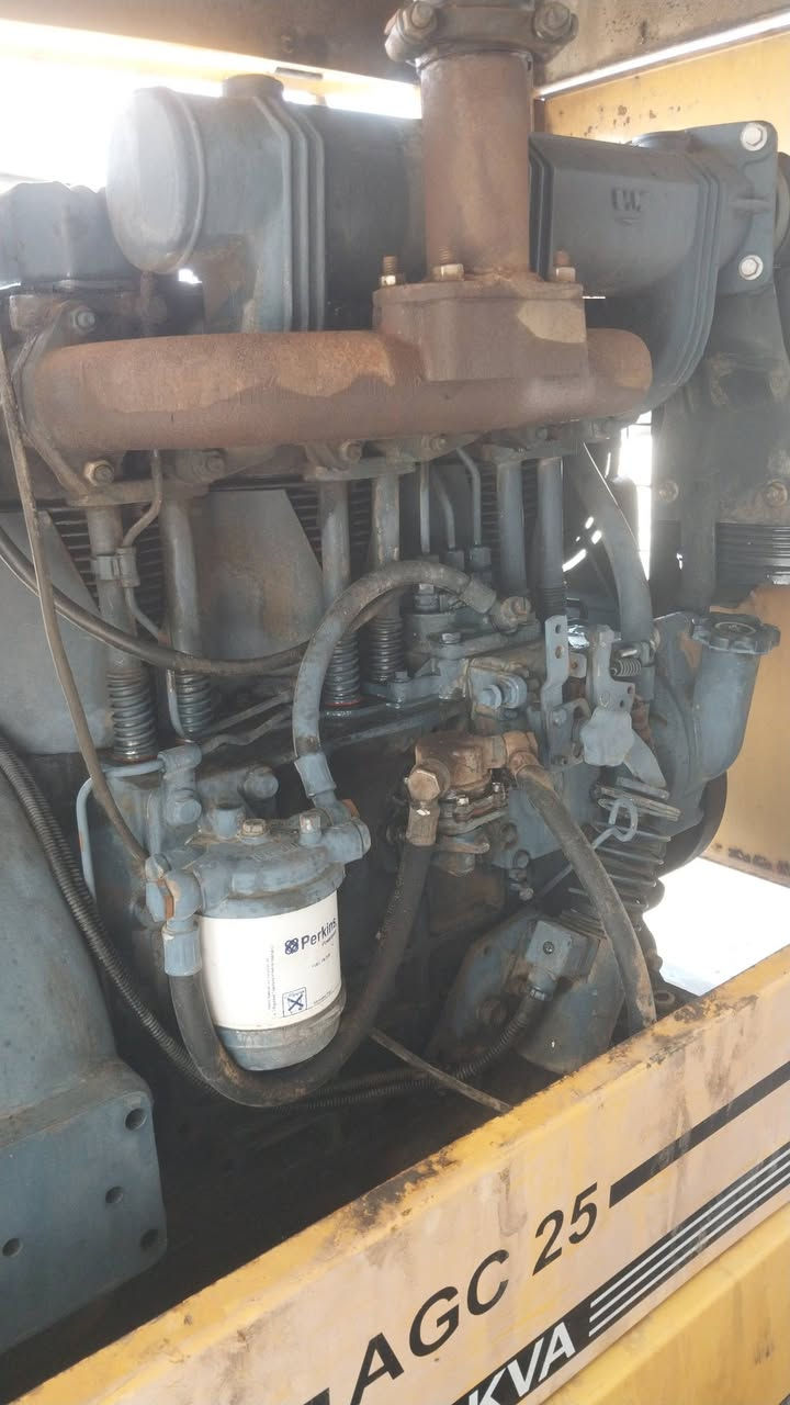 السلام عليكم مولد إيطالي 3بستم 30 kV للاتصال *********** عنوان واسط الكوت

