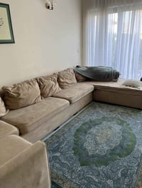 تخم عدد امتاره ويه السرير كله ٧ ونص متر فره كامله  باي سعر تردو قيمو و...