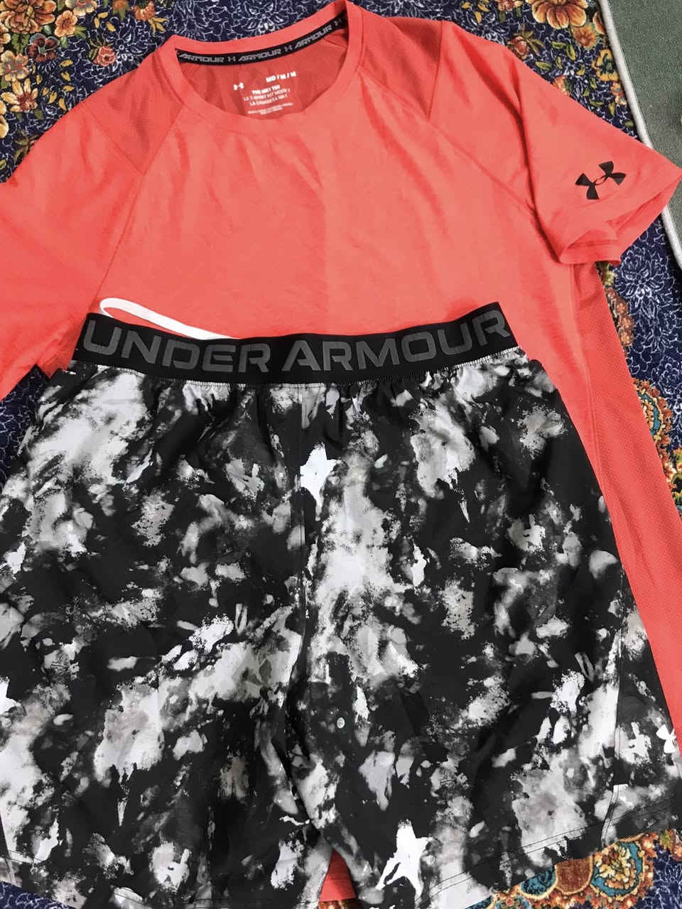 سيت اندر اصلي شورت خامه جلاتين تيشرت ليكره وملفتر من الظهر قياس مديم


**إذا كنت صاحب هذا الإعلان وتريد حذفه لأي سبب، رجاءا أرسل رسالة إلى الدعم الفني**